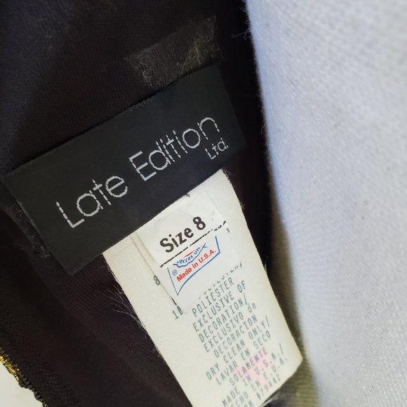 Vintatge 80s Union Made shimmery gold and black dress with drop waist - Picture 8 of 8